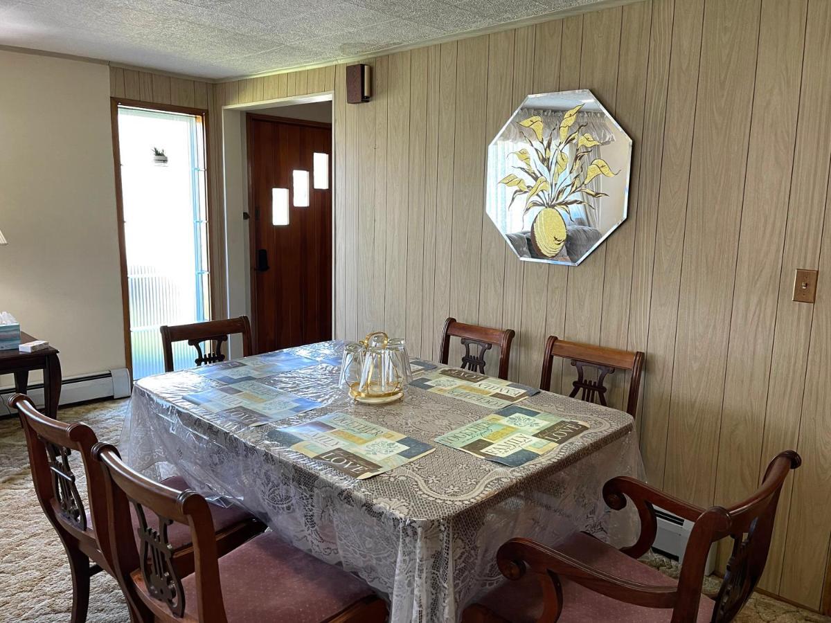 Entire Home In Buffalo - 6 Guests 3 Bedroom 1 Bath - Convenient Location - 25Min To Niagara Falls エクステリア 写真
